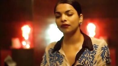 Bathroom mein sexy ladki ke sath hot romance wali XXX Video