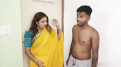 Kachra uthane waale ke sath aunty ne ki chudai