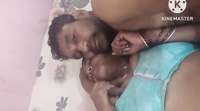 Shaadi shuda naukrani ke sath malik ne banayi Sex Video