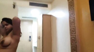 Hotel mein hard fuck wali Hot Indian Couple Sex Video