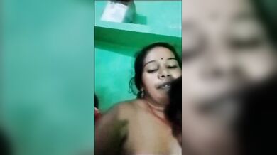Boobs sucking aur pussy fucking wali Hot Indian Sex Video