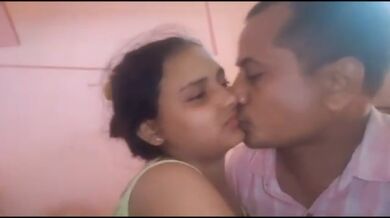 Ganje bf ke sath rangraliya karti College Girl ki Sex Video