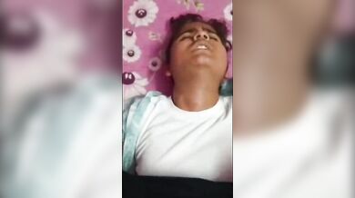 Gaon ke jawan ladka-ladki ki chudai wali Village Sex Video