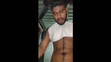 Sex MMS Video banate hue gf ki chut mein ghusaya poora lund