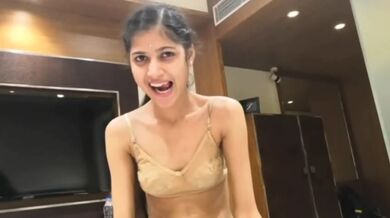 Hotel mein ki jee bhar kar chudai aur banaya Sex MMS Video